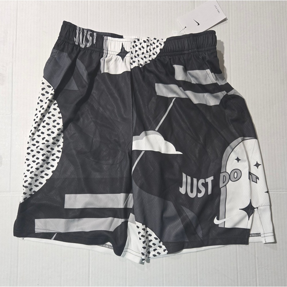 NWT Nike Boy's "DQ8970-010" Full-Zip Hoodie - Black‎ (Large)